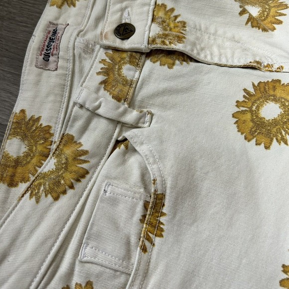 Women’s GUESS Collection Floral Skinny Ankle Jean Sunflower Cropped Pants Sz 30 - Picture 12 of 15